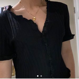 RUFFLE BUTTON UP SHIRT